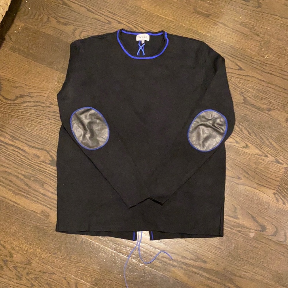 Wall sweater